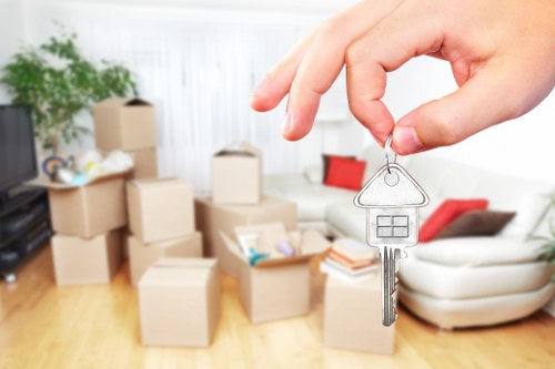 Professional movers handling house removals in Stokenewington