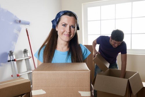 Safe loading process for house removals in Stokenewington