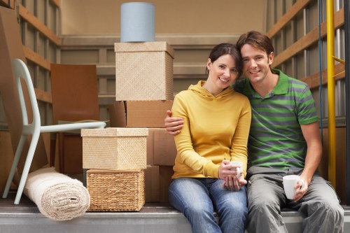 Local flat removals service in Stokenewington with organised moving day setup