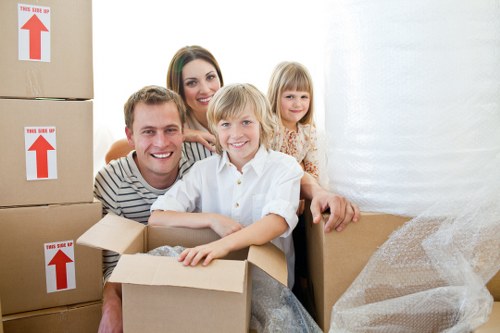 Residential moving support for a home relocation in Stokenewington