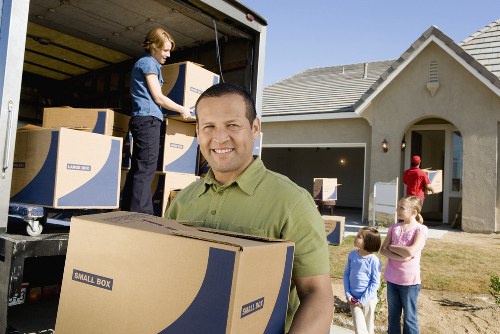 Business and household storage unit options in Stokenewington